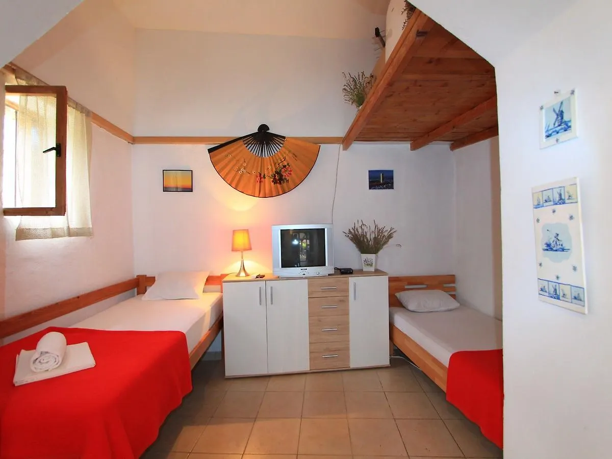 Apartment Giardino Selce