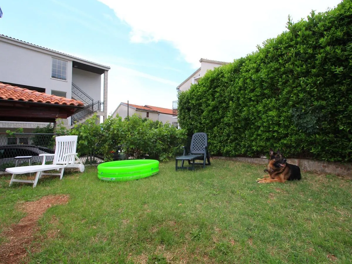 Apartment Giardino Selce